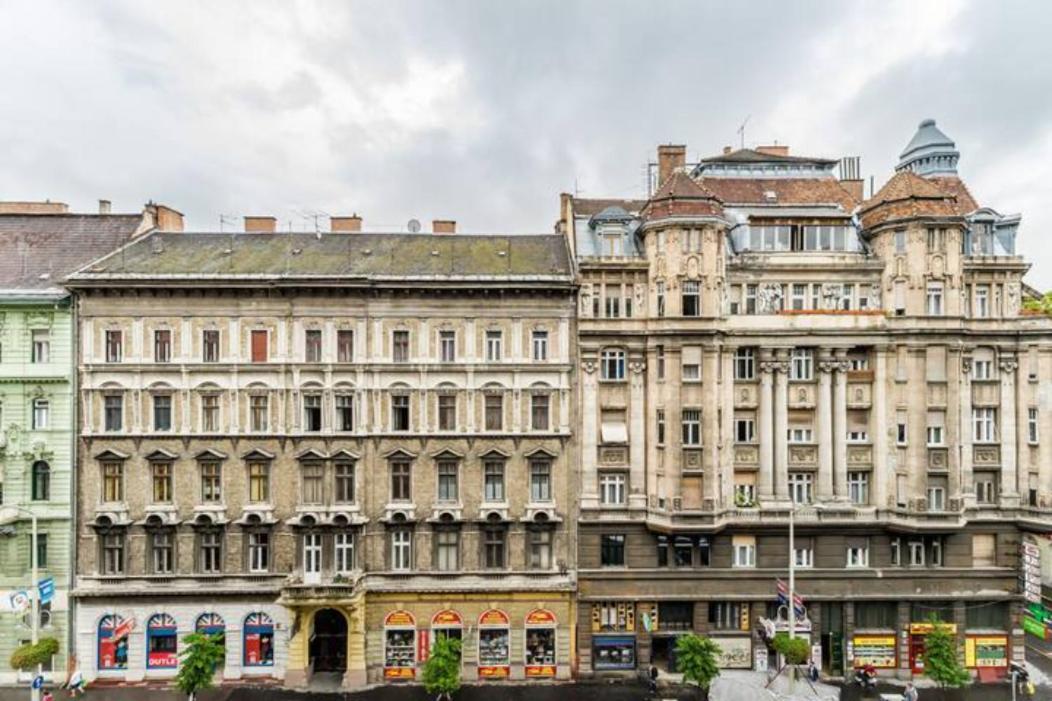 Hi-bp Design In The Heart Of Budapeszt