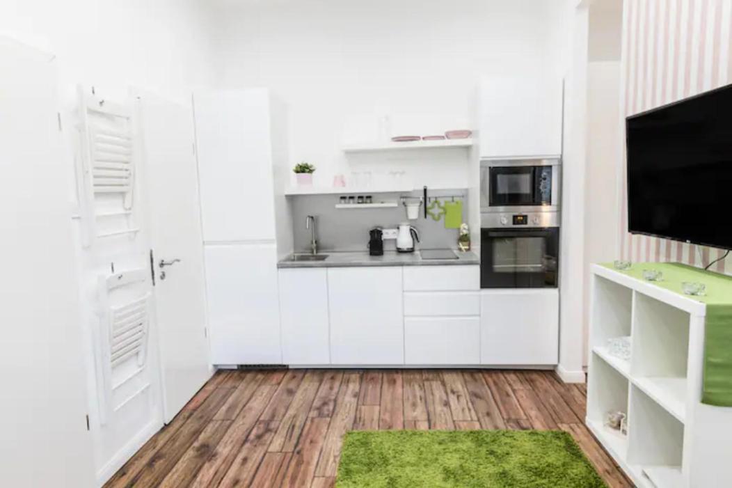Apartament Hi-bp Design In The Heart Of Budapeszt
