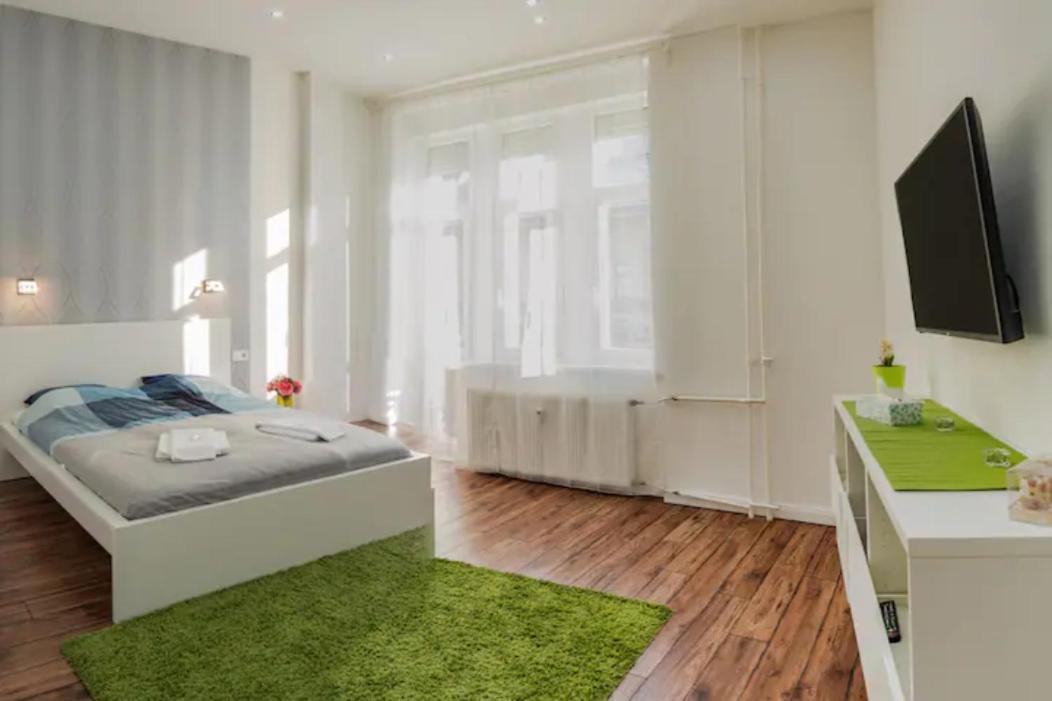 Apartament Hi-bp Design In The Heart Of Budapeszt